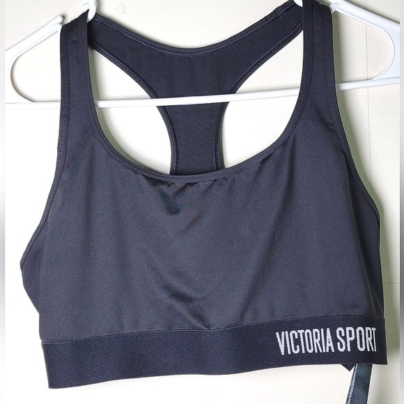 Victoria's Secret Sport The Player Racerback Sports Bra, Size Medium - Picture 1 of 3